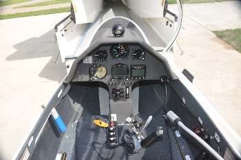 Discus CS interior